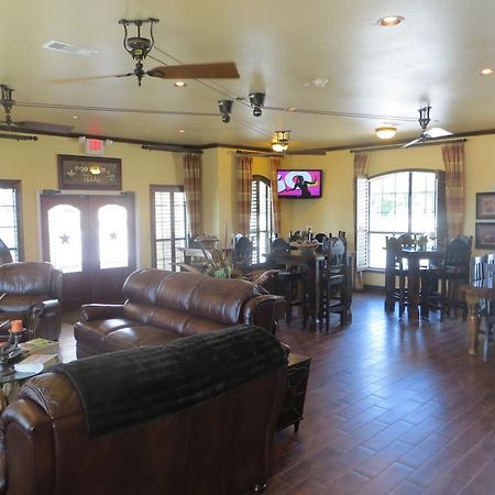 Hotel Texas Cuero Exterior photo