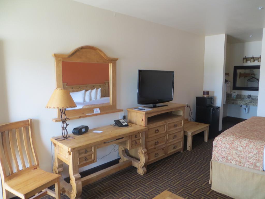 Hotel Texas Cuero Room photo